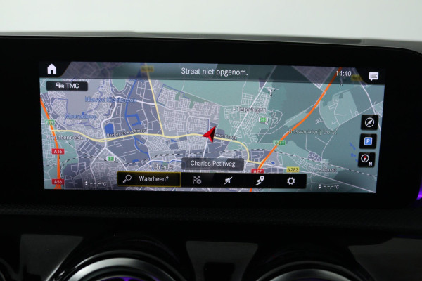 Mercedes-Benz CLA-Klasse 200 Business Solution AMG (PANORAMADAK, SFEERVERLICHTING, PARKEERSENSOREN, STOELVERWARMING) Mercedes-Benz CLA-Klasse 200 Business Solution AMG (PANORAMADAK, SFEERVERLICHTING, PARKEERSENSOREN, STOELVERWARMING)