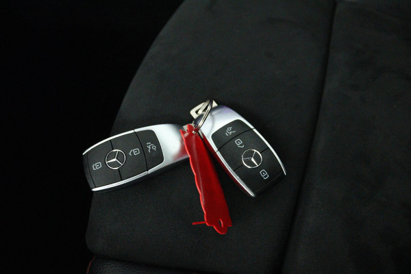 Mercedes-Benz CLA-Klasse 200 Business Solution AMG (PANORAMADAK, SFEERVERLICHTING, PARKEERSENSOREN, STOELVERWARMING) Mercedes-Benz CLA-Klasse 200 Business Solution AMG (PANORAMADAK, SFEERVERLICHTING, PARKEERSENSOREN, STOELVERWARMING)