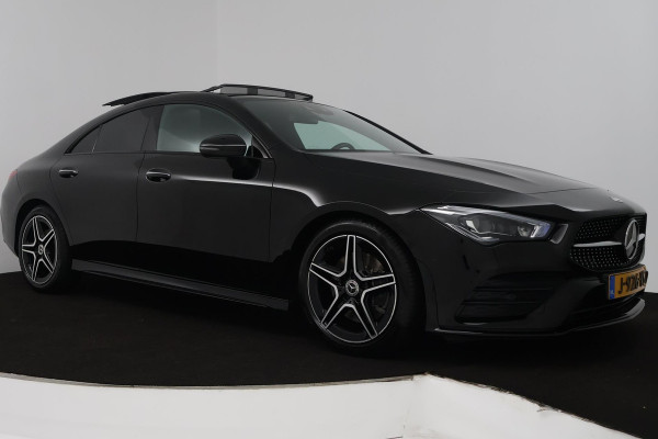 Mercedes-Benz CLA-Klasse 200 Business Solution AMG (PANORAMADAK, SFEERVERLICHTING, PARKEERSENSOREN, STOELVERWARMING) Mercedes-Benz CLA-Klasse 200 Business Solution AMG (PANORAMADAK, SFEERVERLICHTING, PARKEERSENSOREN, STOELVERWARMING)