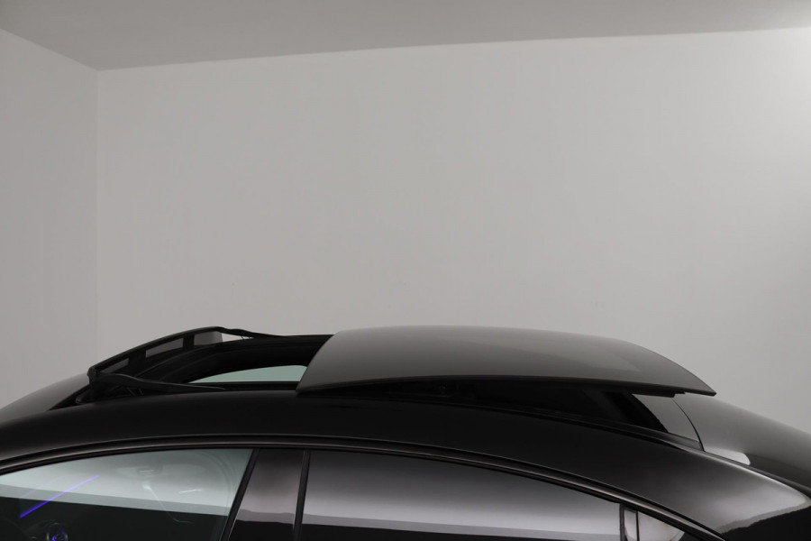 Mercedes-Benz CLA-Klasse 200 Business Solution AMG (PANORAMADAK, SFEERVERLICHTING, PARKEERSENSOREN, STOELVERWARMING) Mercedes-Benz CLA-Klasse 200 Business Solution AMG (PANORAMADAK, SFEERVERLICHTING, PARKEERSENSOREN, STOELVERWARMING)