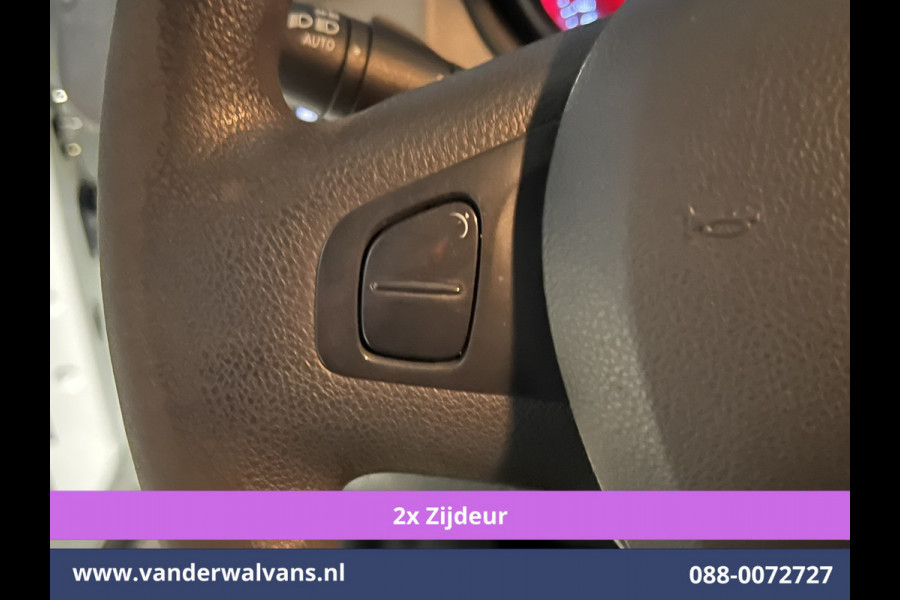 Renault Trafic 1.6 dCi 122pk L2H1 Euro6 Airco | Camera | 2x zijdeur | Camera | Navigatie | Cruisecontrol Trekhaak,  Dakdragers, Stoelverwarming,  Parkeersensoren, Bijrijdersbank