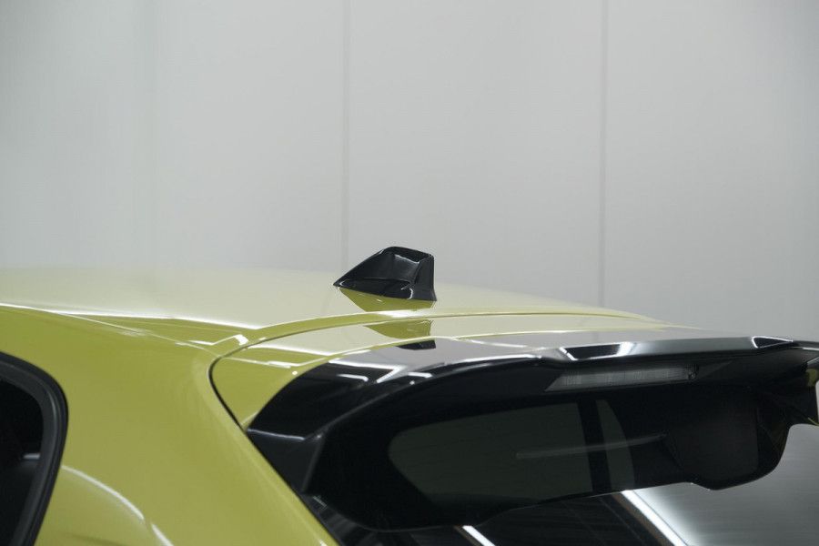 Peugeot 208 Hybrid 136 e-DCS6 GT | Camera | Apple Carplay | Parkeersensoren