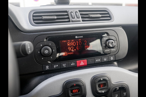 Fiat Panda Hybrid City Cross | Clima | Dakrails | Mistlampen | 5-Zits | Unieke KM Stand
