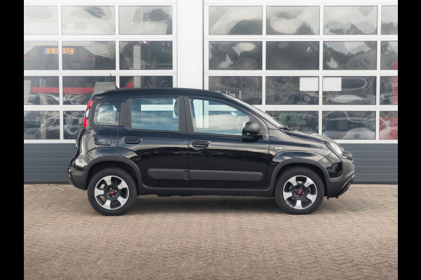 Fiat Panda Hybrid City Cross | Clima | Dakrails | Mistlampen | 5-Zits | Unieke KM Stand