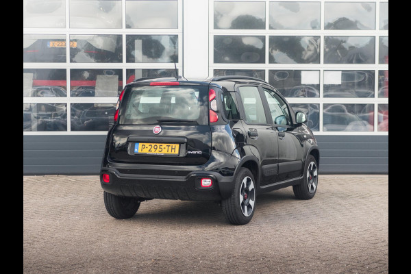 Fiat Panda Hybrid City Cross | Clima | Dakrails | Mistlampen | 5-Zits | Unieke KM Stand