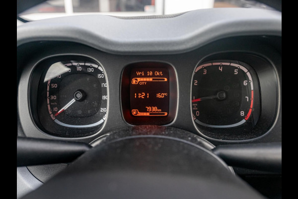 Fiat Panda Hybrid City Cross | Clima | Dakrails | Mistlampen | 5-Zits | Unieke KM Stand