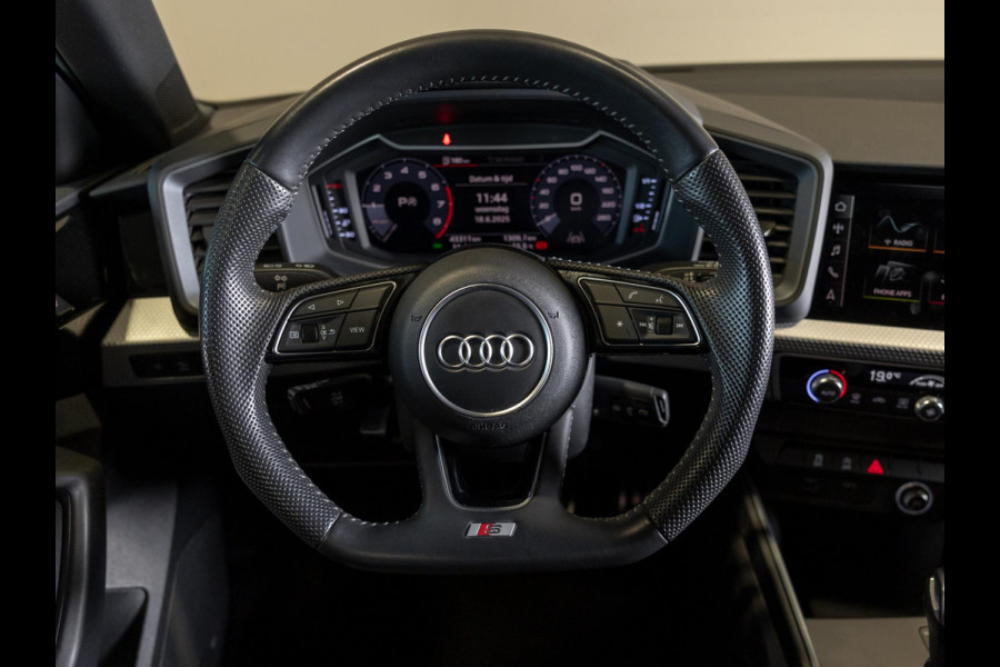 Audi A1 Sportback 30 TFSI edition one 2x S-Line / 116pk / Apple CarPlay / Achteruitrij camera / Automatische klimaatregeling /