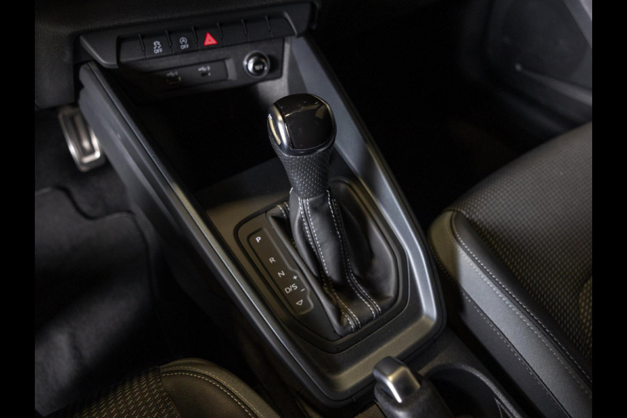 Audi A1 Sportback 30 TFSI edition one 2x S-Line / 116pk / Apple CarPlay / Achteruitrij camera / Automatische klimaatregeling /