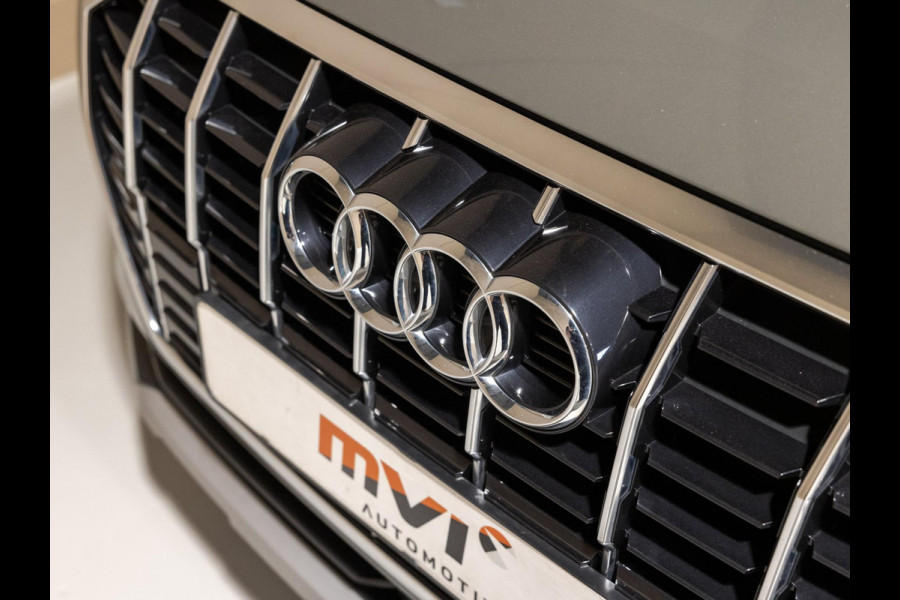 Audi Q3 35 TFSI Pro Line business / 150pk / Trekhaak / Stoelverwarming / Sfeerverlichting / Audi Q3 35 TFSI Pro Line business / 150pk / Trekhaak / Stoelverwarming / Sfeerverlichting /
