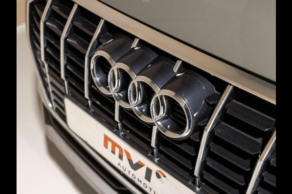 Audi Q3 35 TFSI Pro Line business / 150pk / Trekhaak / Stoelverwarming / Sfeerverlichting / Audi Q3 35 TFSI Pro Line business / 150pk / Trekhaak / Stoelverwarming / Sfeerverlichting /