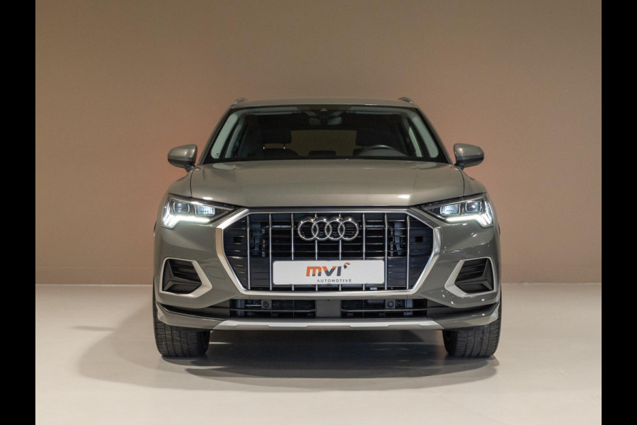 Audi Q3 35 TFSI Pro Line business / 150pk / Trekhaak / Stoelverwarming / Sfeerverlichting / Audi Q3 35 TFSI Pro Line business / 150pk / Trekhaak / Stoelverwarming / Sfeerverlichting /