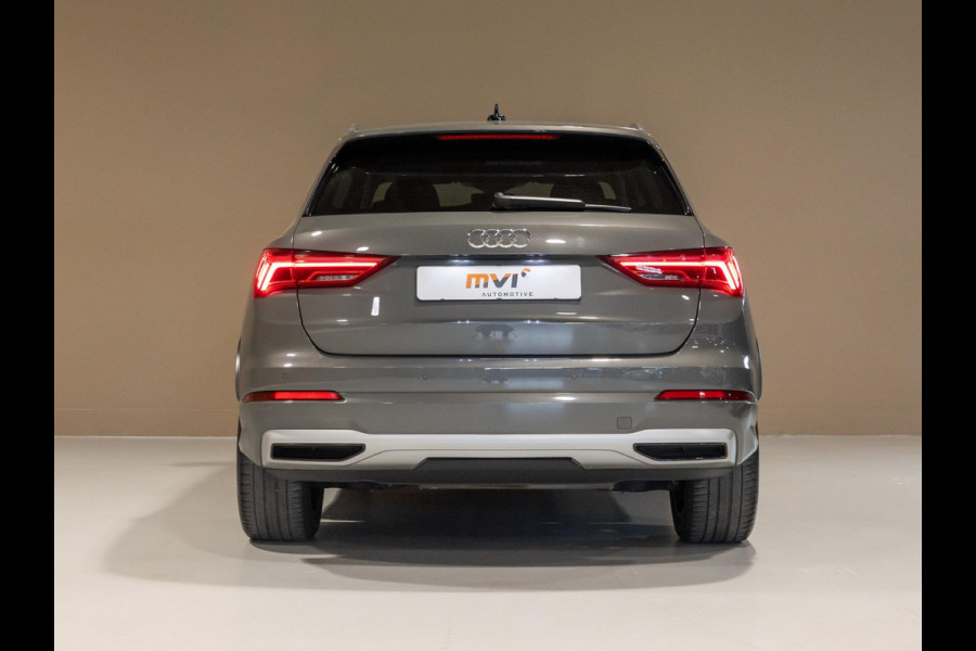 Audi Q3 35 TFSI Pro Line business / 150pk / Trekhaak / Stoelverwarming / Sfeerverlichting / Audi Q3 35 TFSI Pro Line business / 150pk / Trekhaak / Stoelverwarming / Sfeerverlichting /