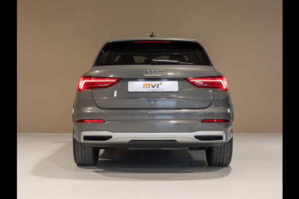 Audi Q3 35 TFSI Pro Line business / 150pk / Trekhaak / Stoelverwarming / Sfeerverlichting / Audi Q3 35 TFSI Pro Line business / 150pk / Trekhaak / Stoelverwarming / Sfeerverlichting /