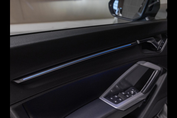Audi Q3 35 TFSI Pro Line business / 150pk / Trekhaak / Stoelverwarming / Sfeerverlichting / Audi Q3 35 TFSI Pro Line business / 150pk / Trekhaak / Stoelverwarming / Sfeerverlichting /