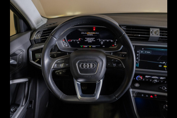 Audi Q3 35 TFSI Pro Line business / 150pk / Trekhaak / Stoelverwarming / Sfeerverlichting / Audi Q3 35 TFSI Pro Line business / 150pk / Trekhaak / Stoelverwarming / Sfeerverlichting /