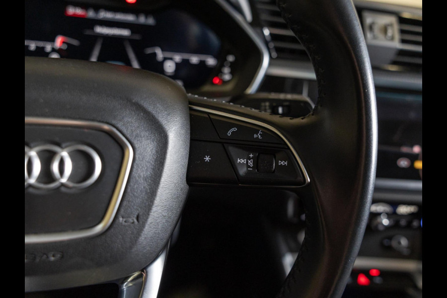 Audi Q3 35 TFSI Pro Line business / 150pk / Trekhaak / Stoelverwarming / Sfeerverlichting / Audi Q3 35 TFSI Pro Line business / 150pk / Trekhaak / Stoelverwarming / Sfeerverlichting /