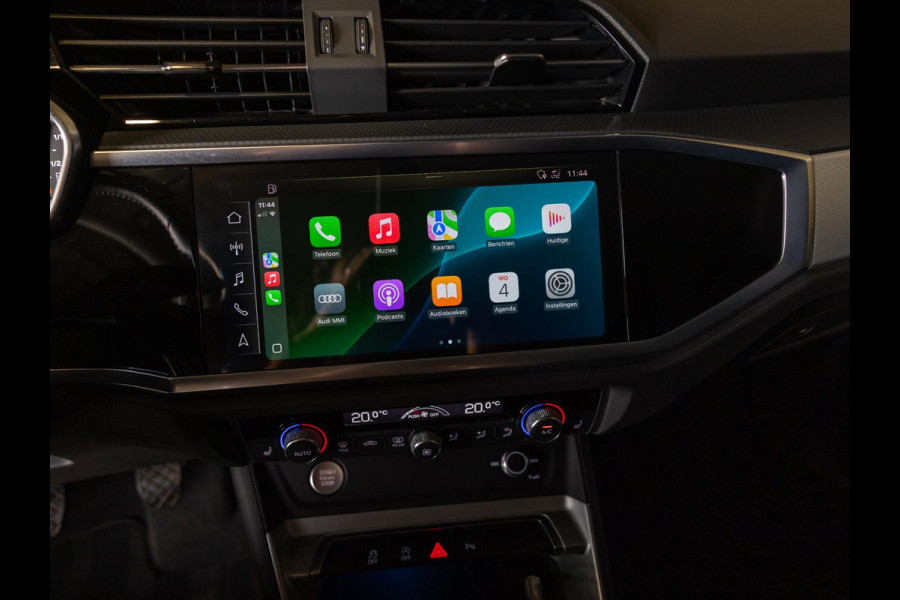 Audi Q3 35 TFSI Pro Line business / 150pk / Trekhaak / Stoelverwarming / Sfeerverlichting / Audi Q3 35 TFSI Pro Line business / 150pk / Trekhaak / Stoelverwarming / Sfeerverlichting /