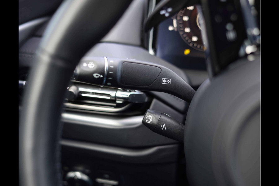 Aston Martin DB12 4.0 V8 Aston Martin DB12 4.0 V8