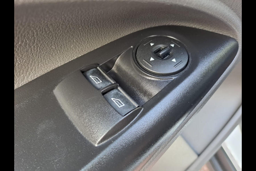 Ford Transit Connect 1.5 EcoBlue L1 Trend EURO6 | Navi | Trekhaak | App-connect | Cruise | Camera | PDC | All-seasons |