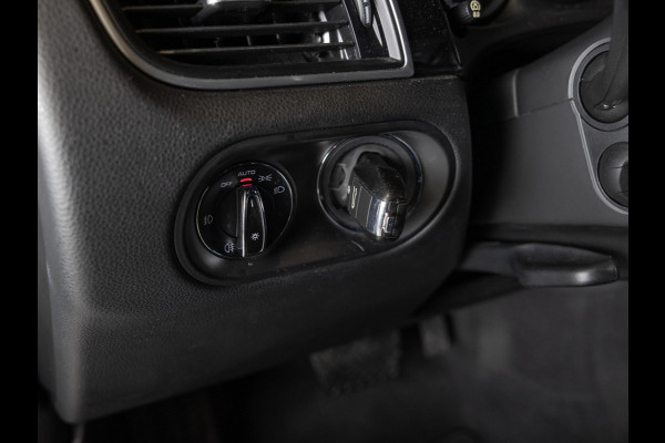 Porsche Macan 3.0 S / 340pk / Panorama dak / Trekhaak / Stoelverwarming /