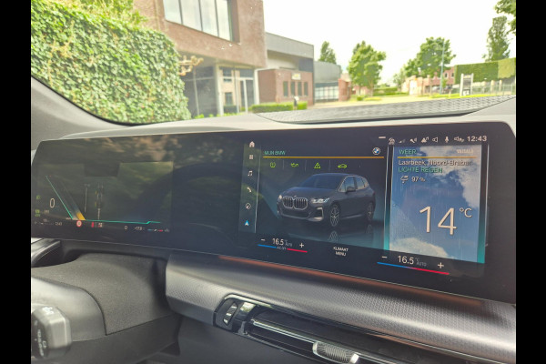 BMW 2 Serie Active Tourer M Sport CarPlay Trekhaak ACC Line Assist CarPlay Cam H&K Sparkling copper grey Fabriek garantie 26 BMW 2 Serie Active Tourer M Sport CarPlay Trekhaak ACC Line Assist CarPlay Cam H&K Sparkling copper grey Fabriek garantie 26