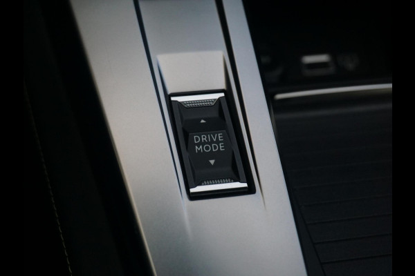 Peugeot 308 1.6 Plug-in Hybrid 180 GT Focal audio | Mooie uitvoering!