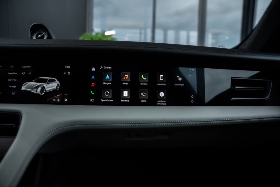 Porsche Taycan Sport Turismo 4S 89 kWh - MY24 l Sport Chrono | PCCB l Panorama | Bose | Stoelkoeling | Memory Porsche Taycan Sport Turismo 4S 89 kWh - MY24 l Sport Chrono | PCCB l Panorama | Bose | Stoelkoeling | Memory