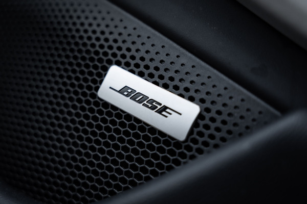 Porsche Taycan Sport Turismo 4S 89 kWh - MY24 l Sport Chrono | PCCB l Panorama | Bose | Stoelkoeling | Memory Porsche Taycan Sport Turismo 4S 89 kWh - MY24 l Sport Chrono | PCCB l Panorama | Bose | Stoelkoeling | Memory