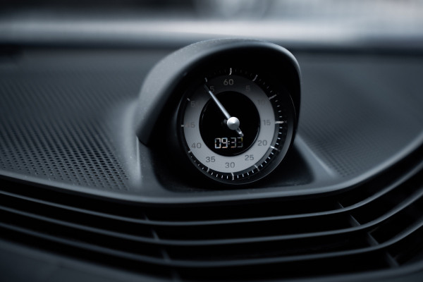 Porsche Taycan Sport Turismo 4S 89 kWh - MY24 l Sport Chrono | PCCB l Panorama | Bose | Stoelkoeling | Memory Porsche Taycan Sport Turismo 4S 89 kWh - MY24 l Sport Chrono | PCCB l Panorama | Bose | Stoelkoeling | Memory