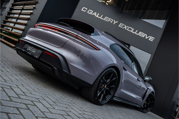 Porsche Taycan Sport Turismo 4S 89 kWh - MY24 l Sport Chrono | PCCB l Panorama | Bose | Stoelkoeling | Memory Porsche Taycan Sport Turismo 4S 89 kWh - MY24 l Sport Chrono | PCCB l Panorama | Bose | Stoelkoeling | Memory