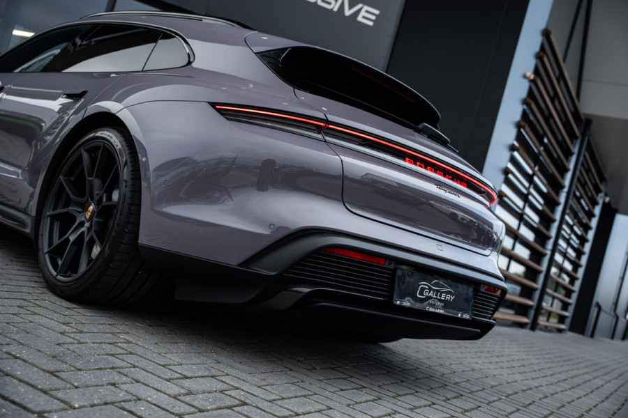 Porsche Taycan Sport Turismo 4S 89 kWh - MY24 l Sport Chrono | PCCB l Panorama | Bose | Stoelkoeling | Memory Porsche Taycan Sport Turismo 4S 89 kWh - MY24 l Sport Chrono | PCCB l Panorama | Bose | Stoelkoeling | Memory