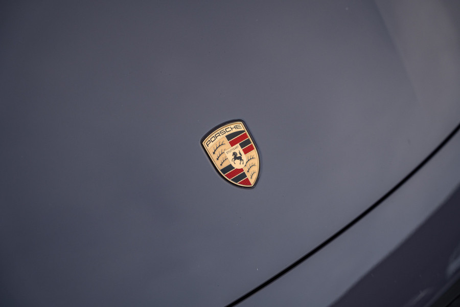 Porsche Taycan Sport Turismo 4S 89 kWh - MY24 l Sport Chrono | PCCB l Panorama | Bose | Stoelkoeling | Memory Porsche Taycan Sport Turismo 4S 89 kWh - MY24 l Sport Chrono | PCCB l Panorama | Bose | Stoelkoeling | Memory