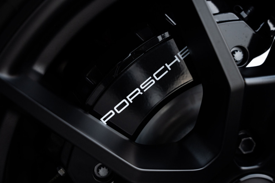 Porsche Taycan Sport Turismo 4S 89 kWh - MY24 l Sport Chrono | PCCB l Panorama | Bose | Stoelkoeling | Memory Porsche Taycan Sport Turismo 4S 89 kWh - MY24 l Sport Chrono | PCCB l Panorama | Bose | Stoelkoeling | Memory