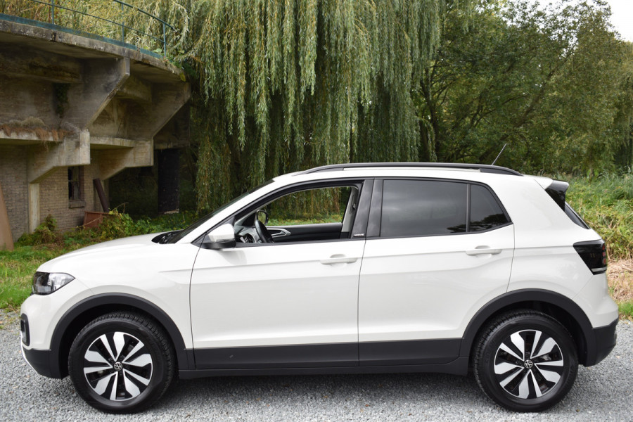 Volkswagen T-Cross TSI 110PK DSG STYLE NAVI/CARPLAY/PARKEERSENSOREN