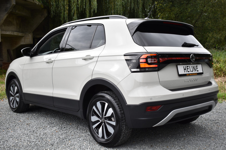 Volkswagen T-Cross TSI 110PK DSG STYLE NAVI/CARPLAY/PARKEERSENSOREN