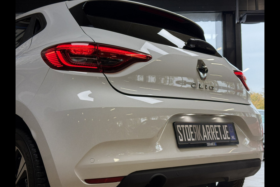 Renault Clio 1.0 TCe 90pk Techno | Navi | Camera | 16" | PDC V+A | Carplay | Renault Clio 1.0 TCe 90pk Techno | Navi | Camera | 16" | PDC V+A | Carplay |