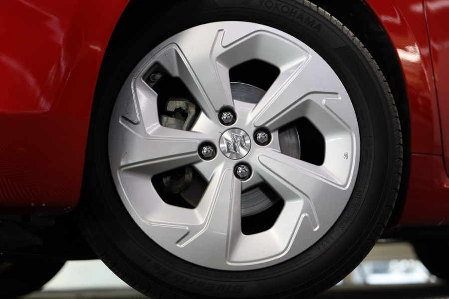 Suzuki Swift 1.2 Style Smart Hybrid AUT ACC CARPLAY CAMERA STOELVW KEYLS '24 Suzuki Swift 1.2 Style Smart Hybrid AUT ACC CARPLAY CAMERA STOELVW KEYLS '24