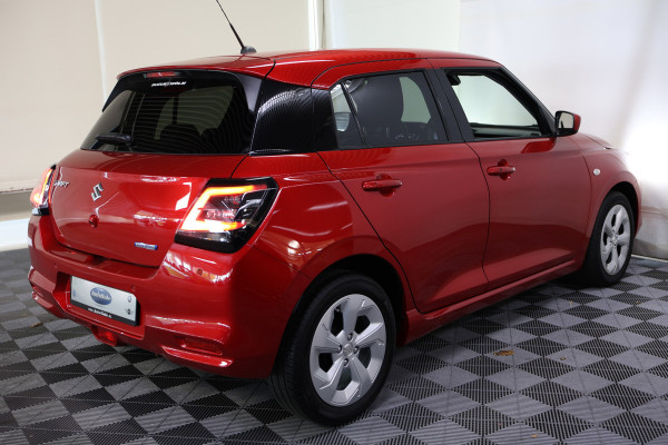 Suzuki Swift 1.2 Style Smart Hybrid AUT ACC CARPLAY CAMERA STOELVW KEYLS '24 Suzuki Swift 1.2 Style Smart Hybrid AUT ACC CARPLAY CAMERA STOELVW KEYLS '24