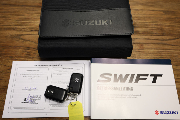 Suzuki Swift 1.2 Style Smart Hybrid AUT ACC CARPLAY CAMERA STOELVW KEYLS '24 Suzuki Swift 1.2 Style Smart Hybrid AUT ACC CARPLAY CAMERA STOELVW KEYLS '24