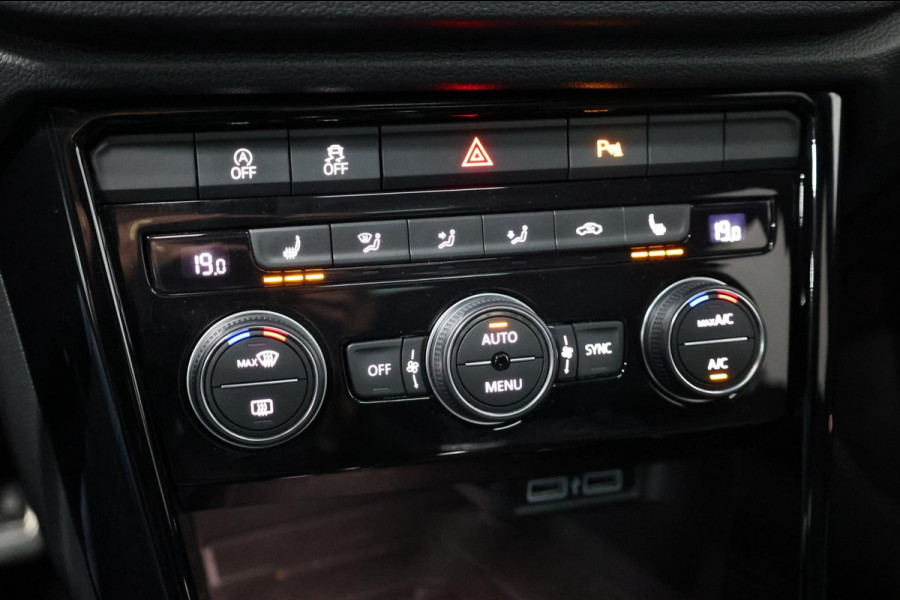 Volkswagen T-Roc 2.0 TSI 4Motion R 301+PK LED/VIRTUAL/PANO/BEATS/KEYLES/HALF LEER+S.VERWARMING/19"/LINE/CAM/ACC/12 MDN GARANTIE!
