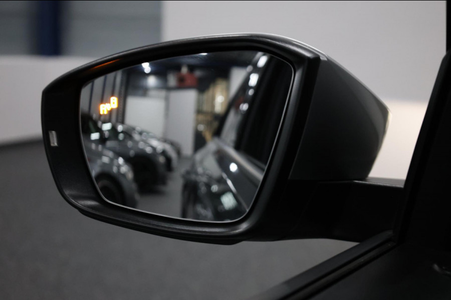 Volkswagen T-Roc 2.0 TSI 4Motion R 301+PK LED/VIRTUAL/PANO/BEATS/KEYLES/HALF LEER+S.VERWARMING/19"/LINE/CAM/ACC/12 MDN GARANTIE!