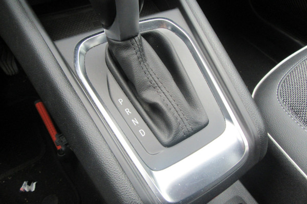 Renault Captur 1.3 TCe 130 Automaat Edition One, Camera, Trekhaak