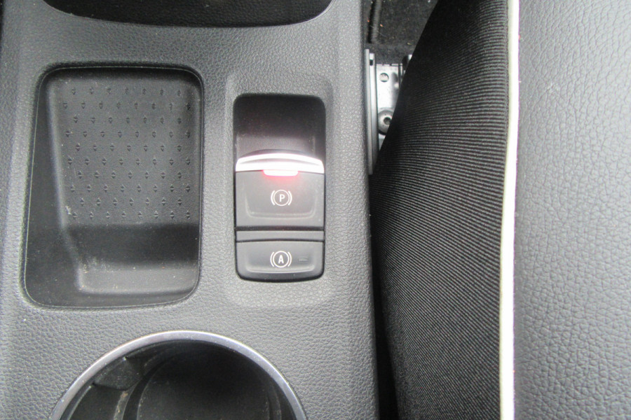 Renault Captur 1.3 TCe 130 Automaat Edition One, Camera, Trekhaak