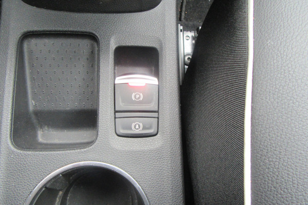 Renault Captur 1.3 TCe 130 Automaat Edition One, Camera, Trekhaak