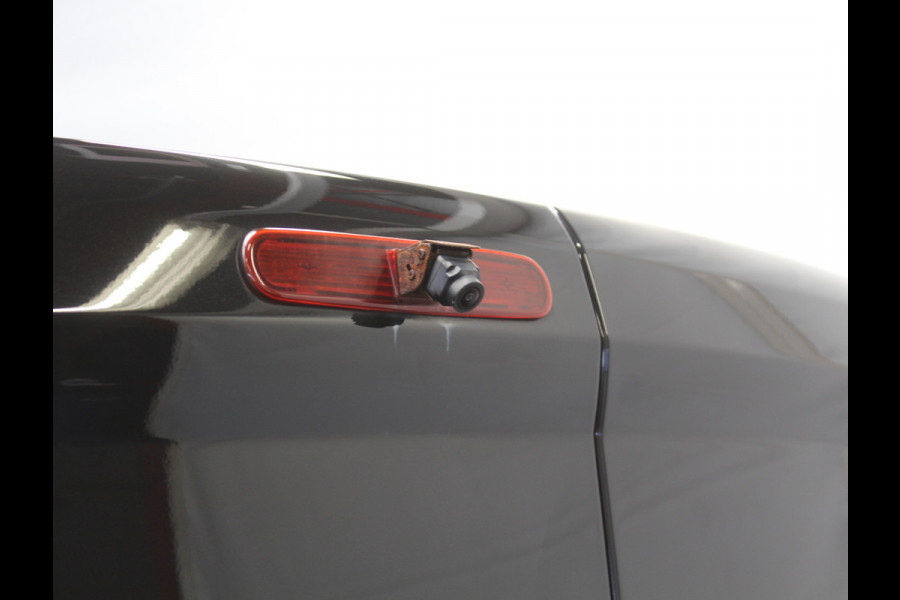 Fiat Dobló Cargo 1.3 MJ AIRCO | CAMERA | TRHAAK | APPLE CP/ANDROID AUTO | STB
