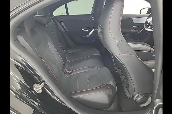 Mercedes-Benz CLA-Klasse 180d Aut. Business Sol. AMG | Navi | Camera | Carplay |