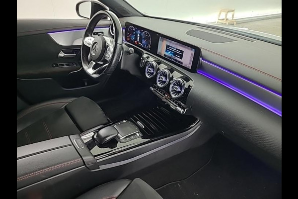 Mercedes-Benz CLA-Klasse 180d Aut. Business Sol. AMG | Navi | Camera | Carplay |