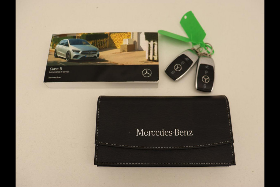Mercedes-Benz B-Klasse 200 Business Solution AMG | Half Leder/Alcantara | Stoelverwarming | Sfeerverlichting | Camera | Navigatie Mercedes-Benz B-Klasse 200 Business Solution AMG | Half Leder/Alcantara | Stoelverwarming | Sfeerverlichting | Camera | Navigatie