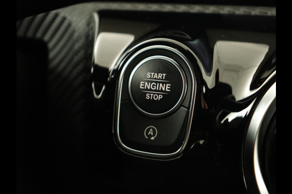 Mercedes-Benz CLA-Klasse Shooting Brake 180 Business Line | Half Leder | 1e eigenaar | Stoelverwarming | Cruise Control | Navigatie | Camera | Widescreen