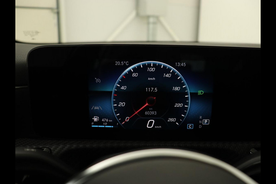 Mercedes-Benz CLA-Klasse Shooting Brake 180 Business Line | Half Leder | 1e eigenaar | Stoelverwarming | Cruise Control | Navigatie | Camera | Widescreen
